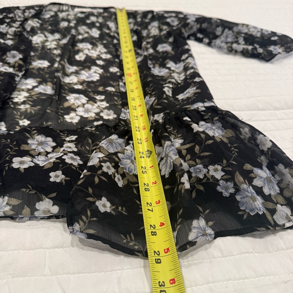 American Eagle Outfitters Black & White Floral Ruffle Boho Kimono Women's XS/S - Picture 5 of 6